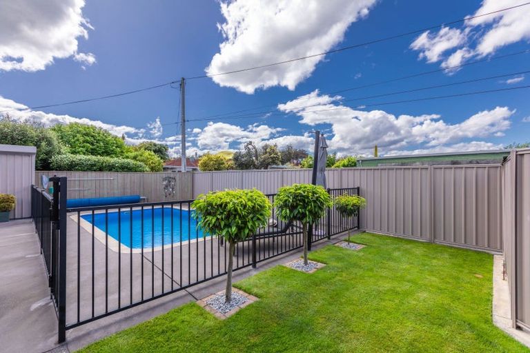 Photo of property in 6a Willow Drive, Taradale, Napier, 4112