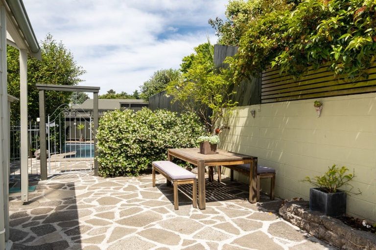 Photo of property in 33 Reeve Drive, Havelock North, 4130