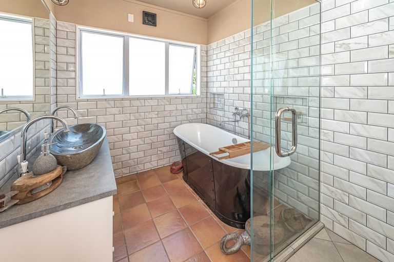 Photo of property in 46 Simpson Road, Westmere, Whanganui, 4574