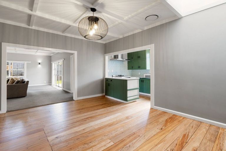 Photo of property in 117 Forest Lake Road, Forest Lake, Hamilton, 3200