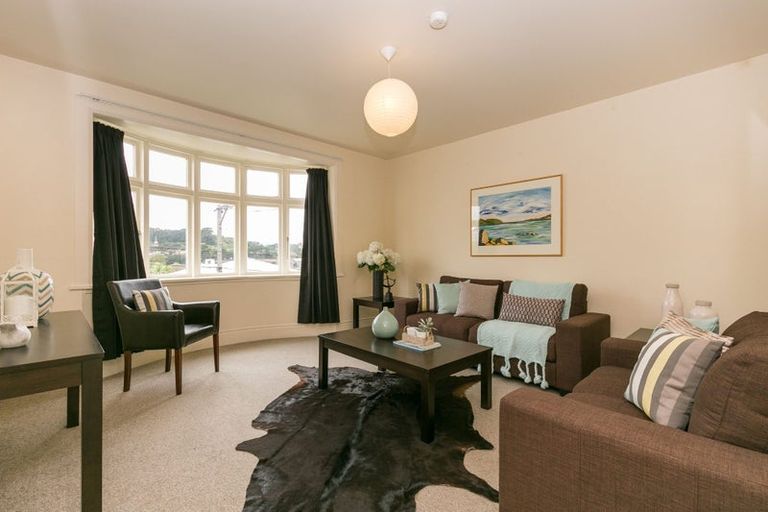 Photo of property in 92 Wallace Street, Mount Cook, Wellington, 6021