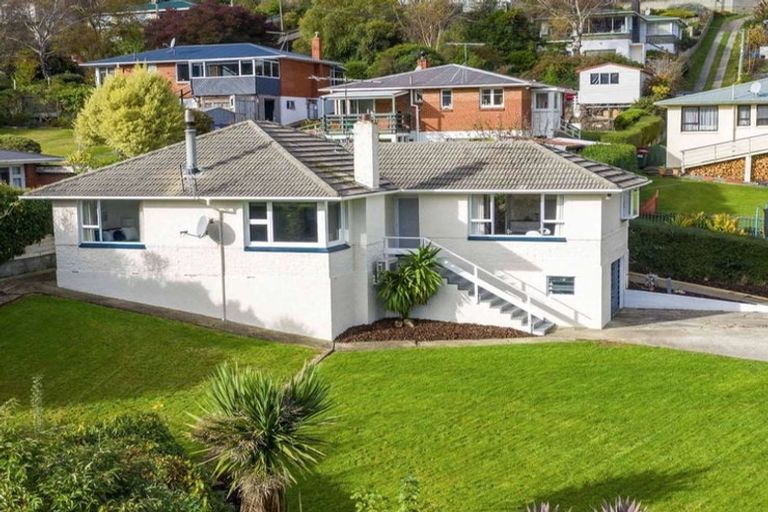 Photo of property in 73 Hocken Street, Kenmure, Dunedin, 9011