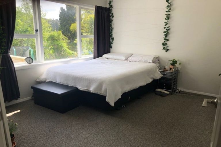 Photo of property in 95 Horoeka Street, Stokes Valley, Lower Hutt, 5019