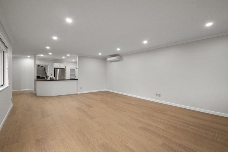 Photo of property in 1/32 Nile Road, Milford, Auckland, 0620