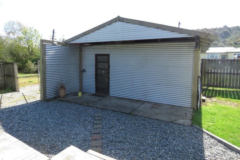 Photo of property in 50 Dick Street, Reefton, 7830