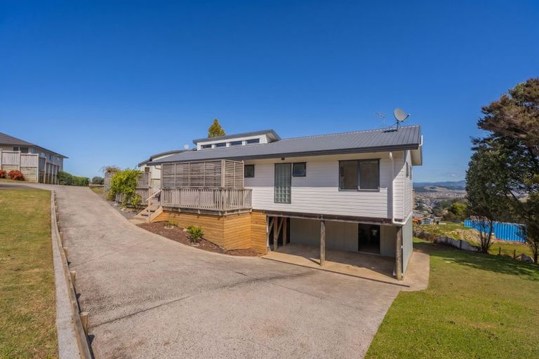 Photo of property in 9 Christa Court, Whitianga, 3510