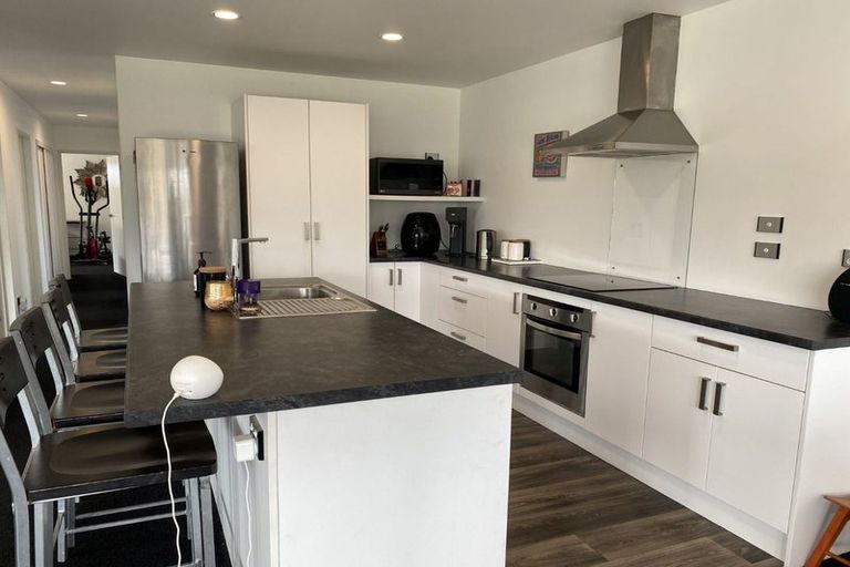 Photo of property in 55 North Parade, Richmond, Christchurch, 8013