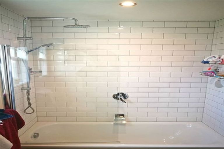 Photo of property in 175 Wainuiomata Road, Wainuiomata, Lower Hutt, 5014