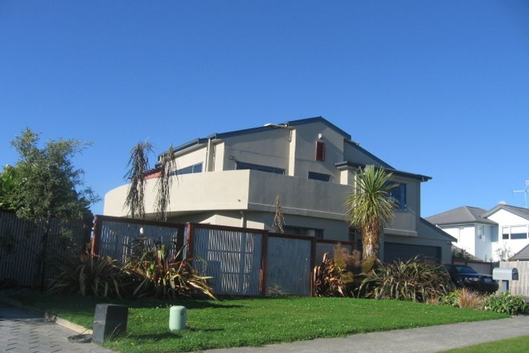 Photo of property in 73 The Masthead, Whitby, Porirua, 5024