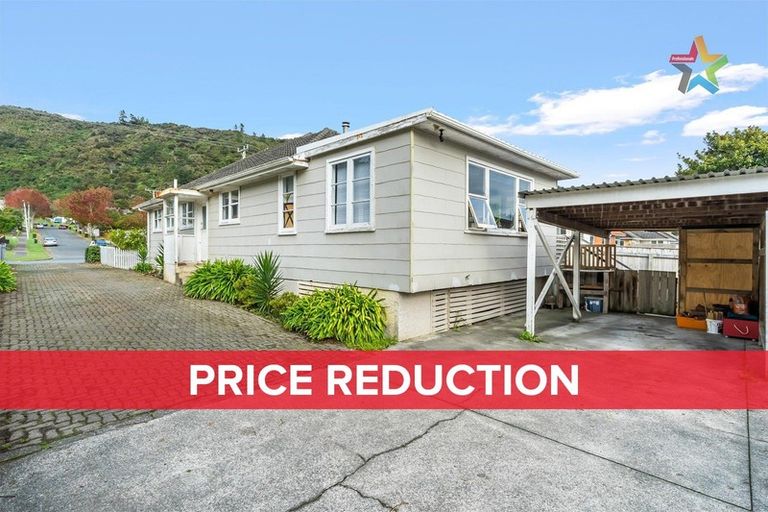 Photo of property in 33 Hay Street, Naenae, Lower Hutt, 5011