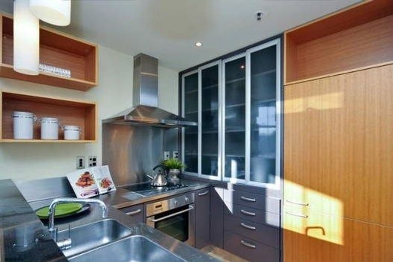 Photo of property in Orange House/land Equity, 5/182 Wakefield Street, Te Aro, Wellington, 6011