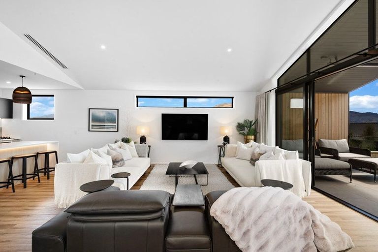 Photo of property in 60 Muster Road, Jacks Point, 9371