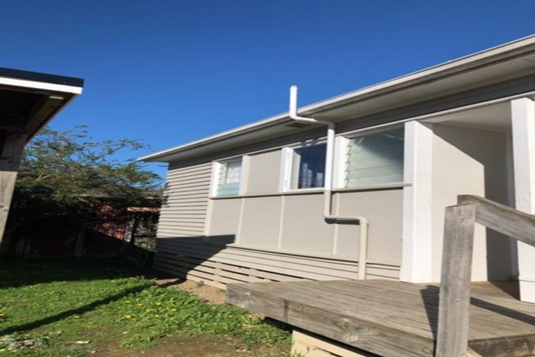 Photo of property in 20a Nogat Avenue, Papatoetoe, Auckland, 2024