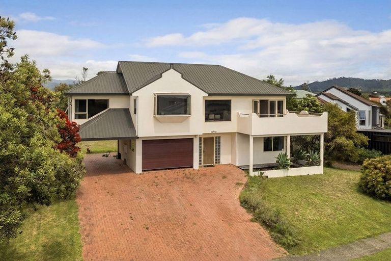 Photo of property in 18 Papaunahi Road, Bowentown, Katikati, 3177