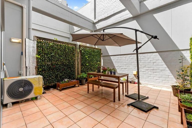 Photo of property in 12 Hobson Street, Woolston, Christchurch, 8023