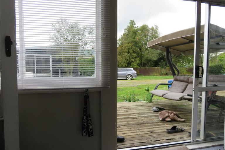 Photo of property in 5 Main Road, Pleasant Point, 7903