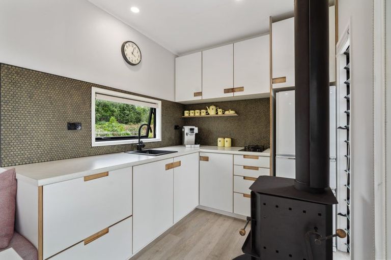 Photo of property in 49 Honey Road, Otaua, 2683