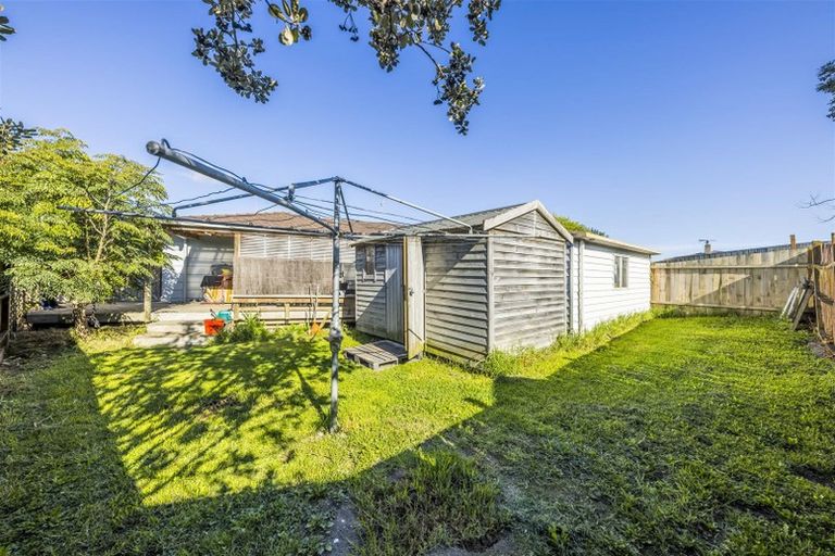 Photo of property in 56 Hamilton Drive, Waiuku, 2123