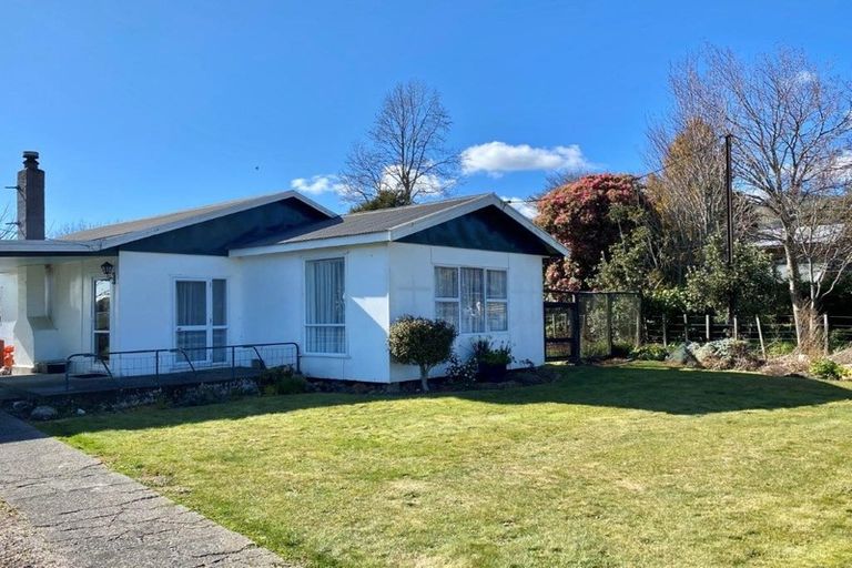 Photo of property in 35 Central Takaka Road, Takaka, 7183