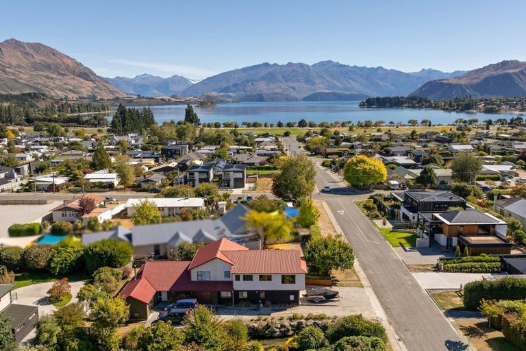 Photo of property in 87a Roche Street, Wanaka, 9305