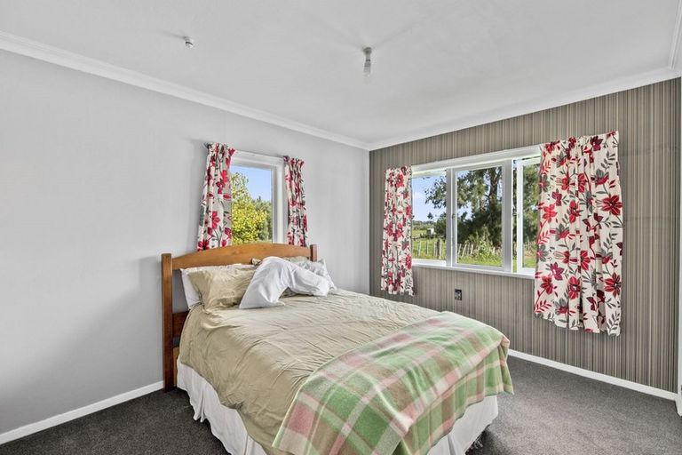Photo of property in 64 Te Roto Road, Otaki, 5512