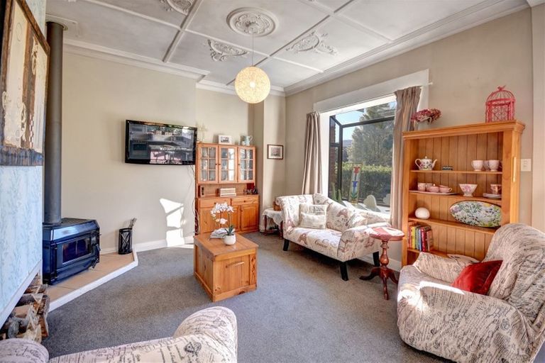 Photo of property in 8 Signal Hill Road, Opoho, Dunedin, 9010