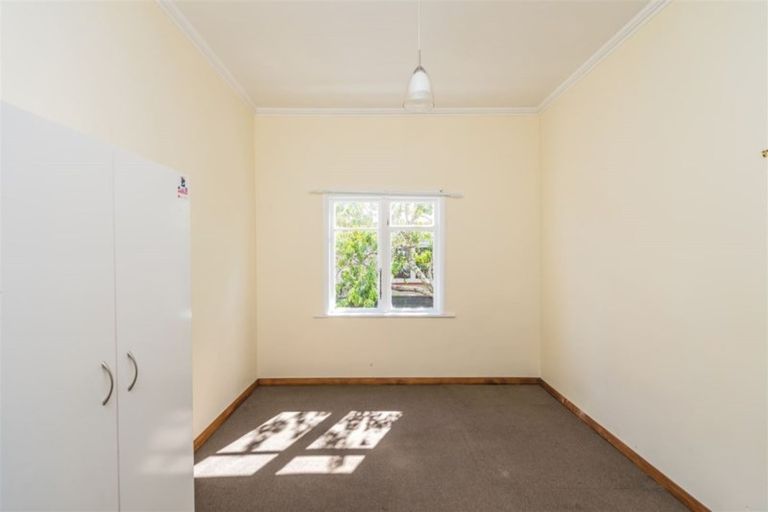 Photo of property in 36 Mosston Road, Castlecliff, Whanganui, 4501