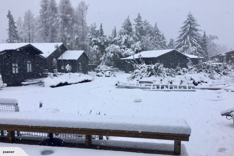 Photo of property in 2 Park Avenue Mews, Ohakune, 4625