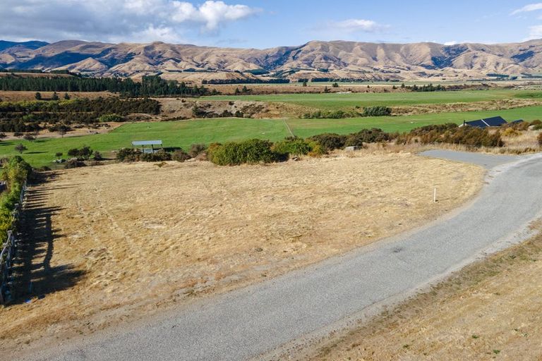 Photo of property in 12 Jackson Rise, Luggate, Wanaka, 9383