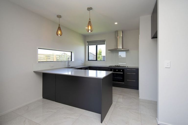 Photo of property in 6 Bryden Place, Halswell, Christchurch, 8025