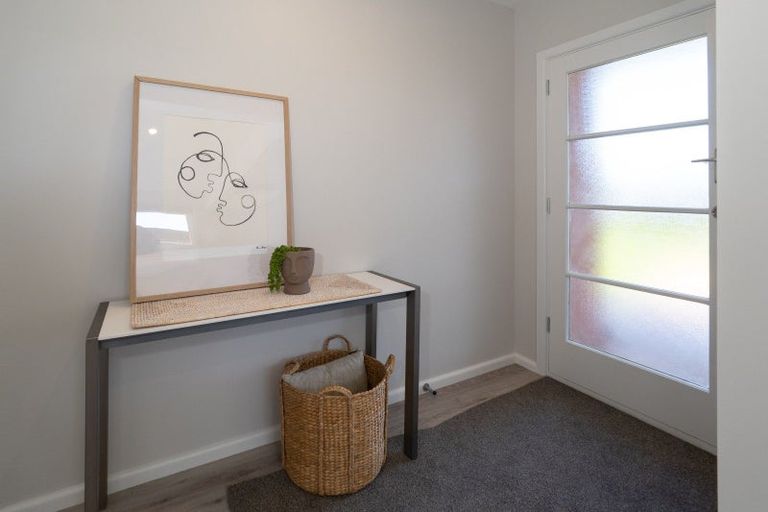 Photo of property in 62a Oxford Street, Tawa, Wellington, 5028