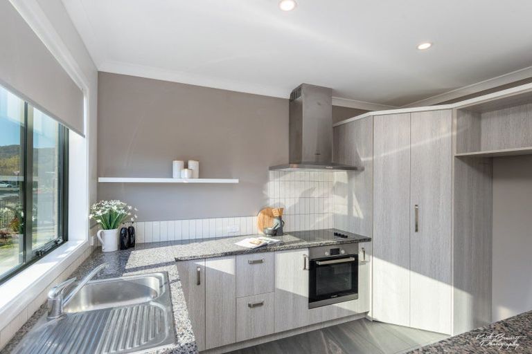 Photo of property in 3 Stephen Street, Trentham, Upper Hutt, 5018