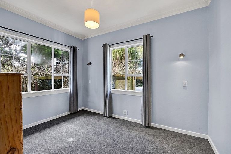 Photo of property in 7 Raiomiti Street, Fitzroy, New Plymouth, 4312