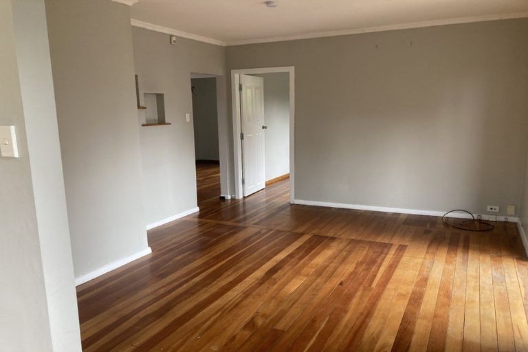 Photo of property in 48c Norana Road, Timberlea, Upper Hutt, 5018