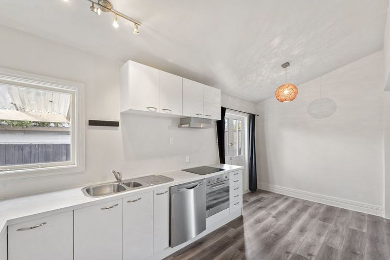 Photo of property in 1/3 Manning Place, Woolston, Christchurch, 8023