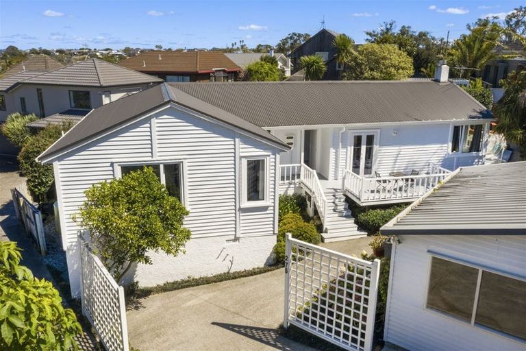 Photo of property in 275 Lake Road, Belmont, Auckland, 0622
