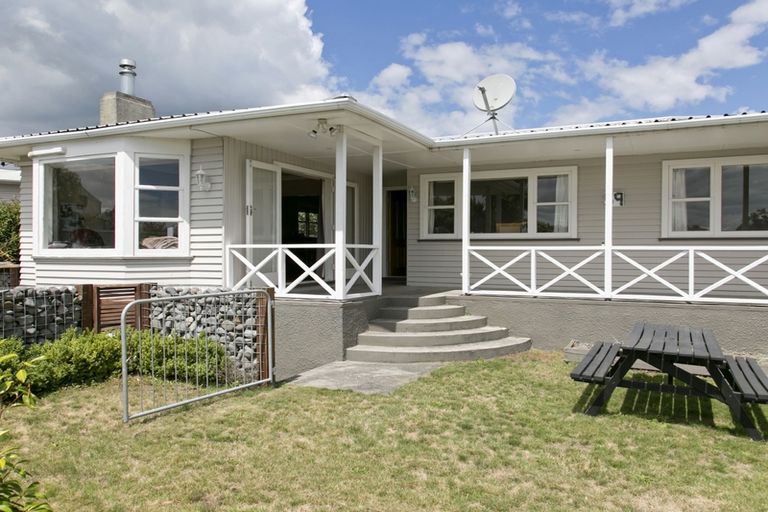 Photo of property in 59 Te Hatepe Avenue, Taupo, 3330