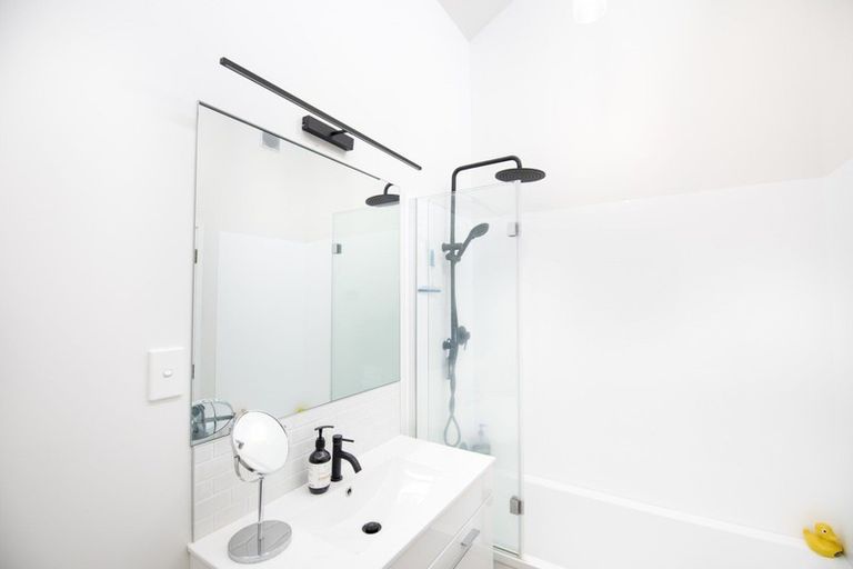 Photo of property in 20 Tait Drive, Greenmeadows, Napier, 4112