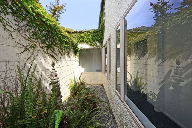 Photo of property in 1/14 Breadalbane Road, Havelock North, 4130