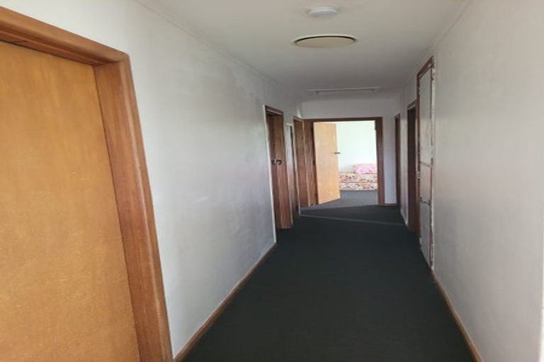 Photo of property in 97 Mcleod Road, Te Atatu South, Auckland, 0610