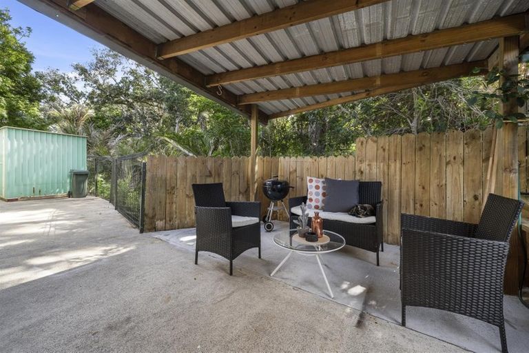 Photo of property in 7/46 Packspur Drive, Flat Bush, Auckland, 2016