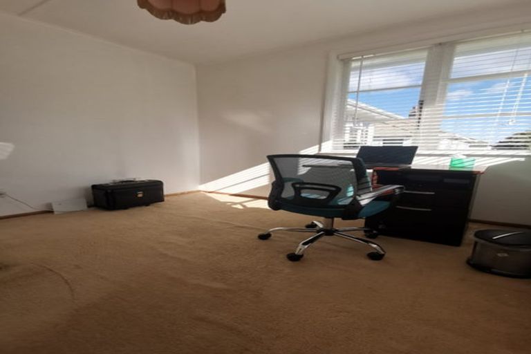 Photo of property in 219 Cambridge Terrace, Naenae, Lower Hutt, 5011