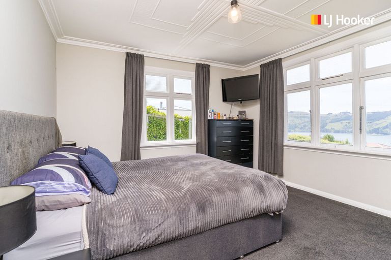 Photo of property in 15 Monowai Road, Ravensbourne, Dunedin, 9022