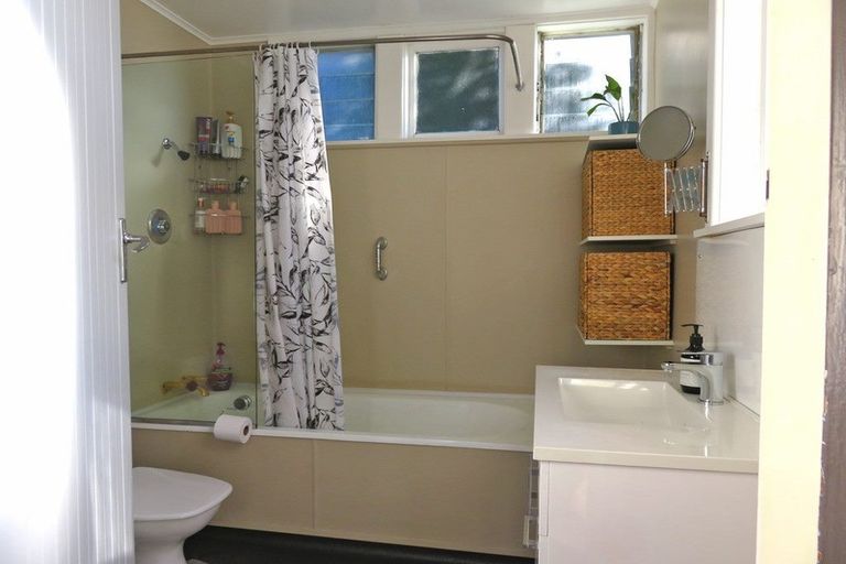 Photo of property in 50 Birkett Street, Temuka, 7920