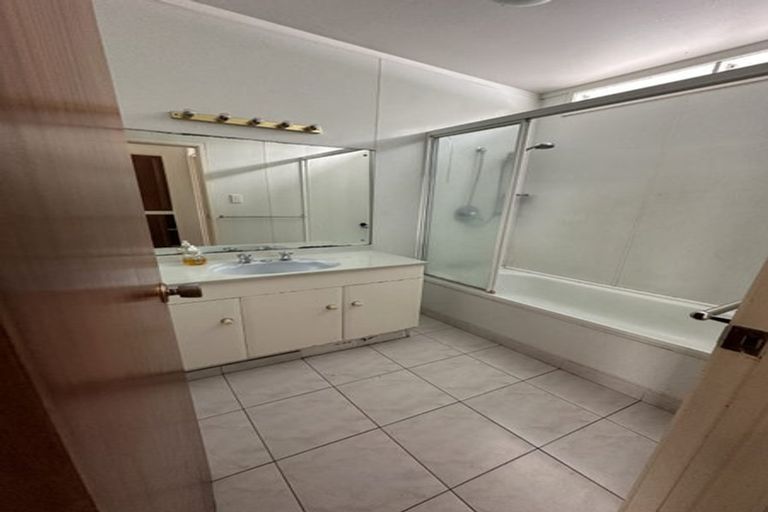 Photo of property in 3 Matipo Road, Mairangi Bay, Auckland, 0630