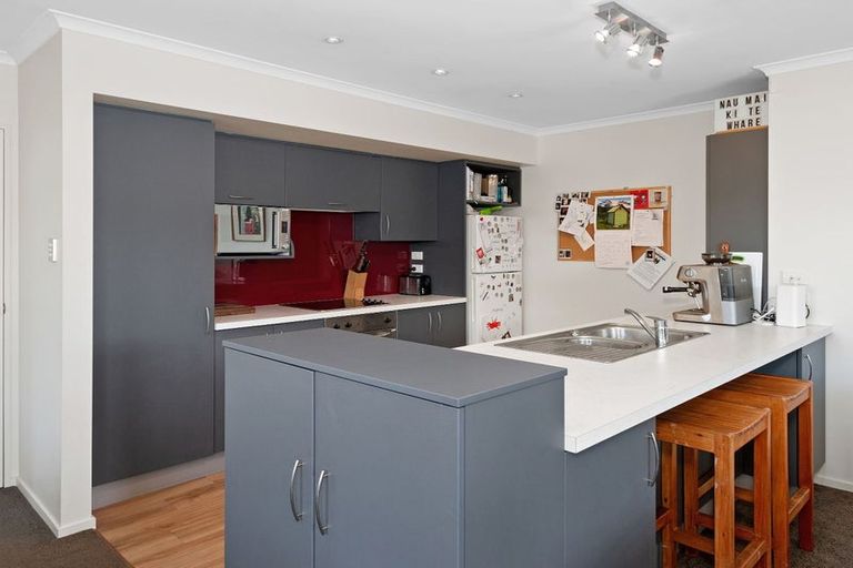 Photo of property in 73b Somerfield Street, Somerfield, Christchurch, 8024