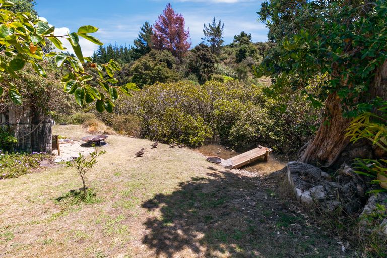 Photo of property in 400 Leigh Road, Whangateau, Warkworth, 0985