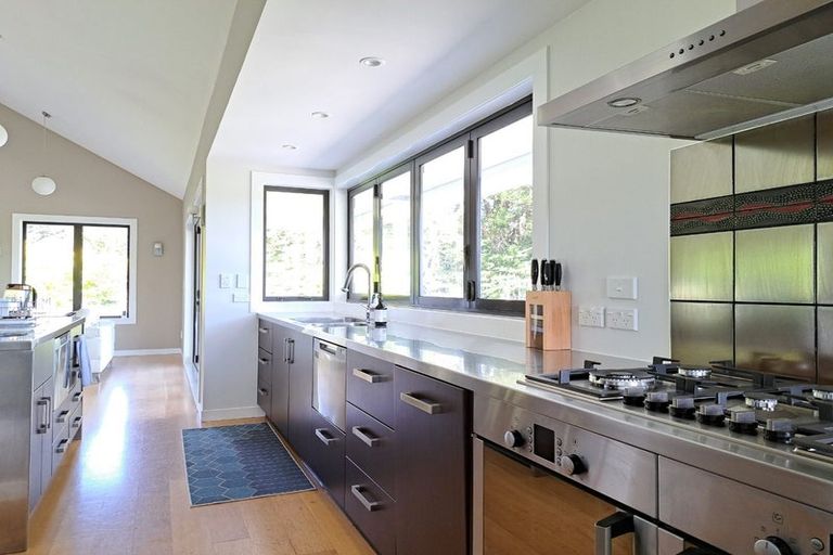 Photo of property in 79 Kakariki Way, Whitemans Valley, Upper Hutt, 5371