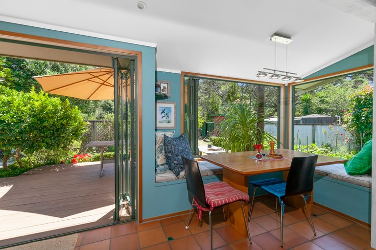 Photo of property in 400 Leigh Road, Whangateau, Warkworth, 0985