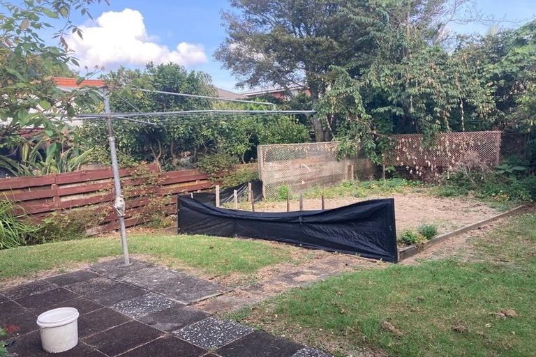 Photo of property in 127 Ridge Road, Howick, Auckland, 2014